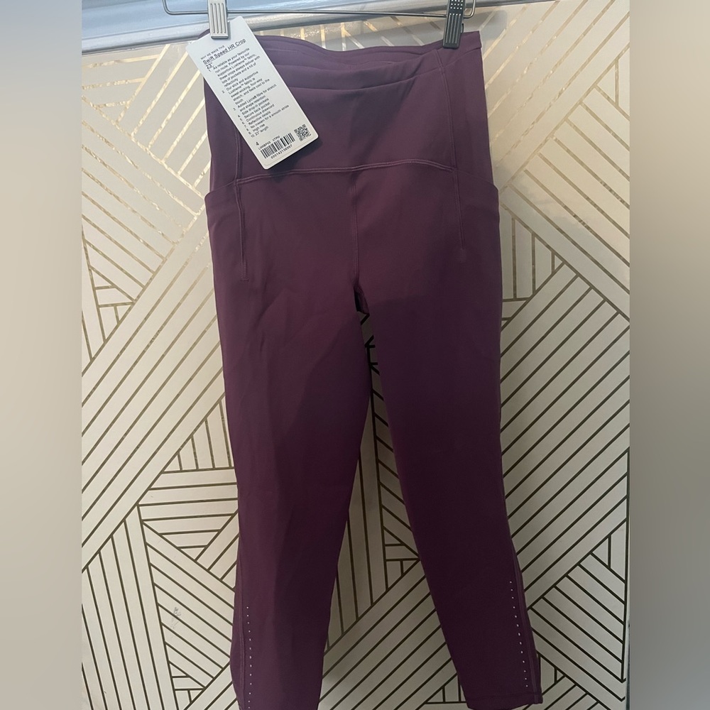 Nwt Swift Speed Lululemon leggings 23”